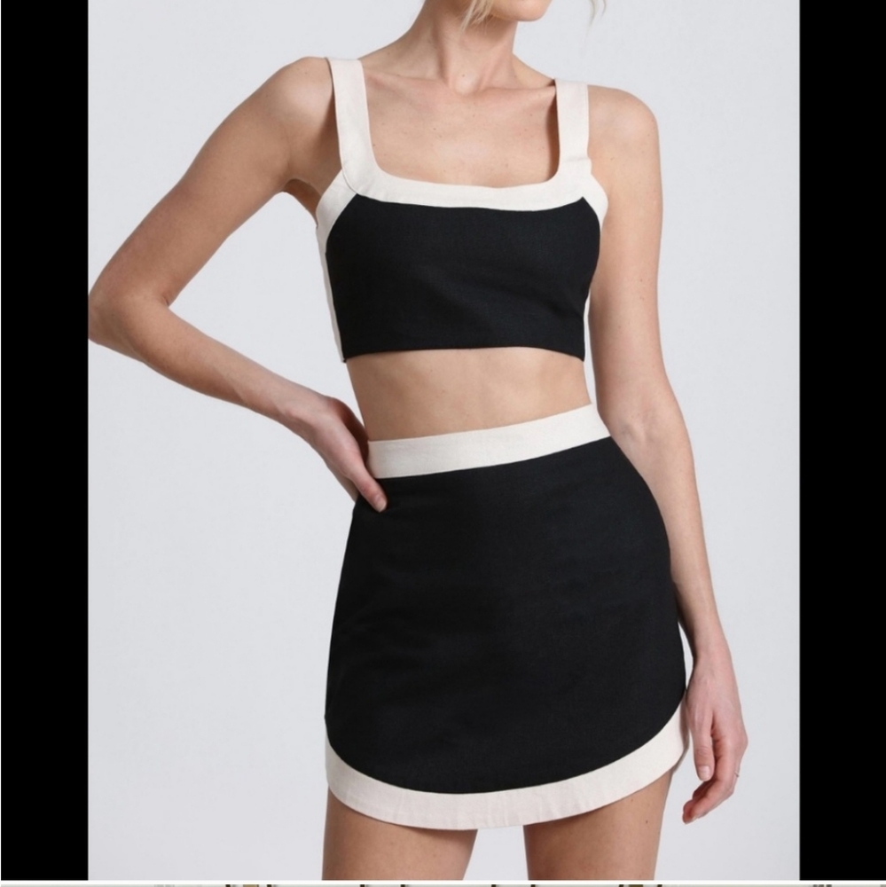 7 For All Mankind Black and White 2 piece set